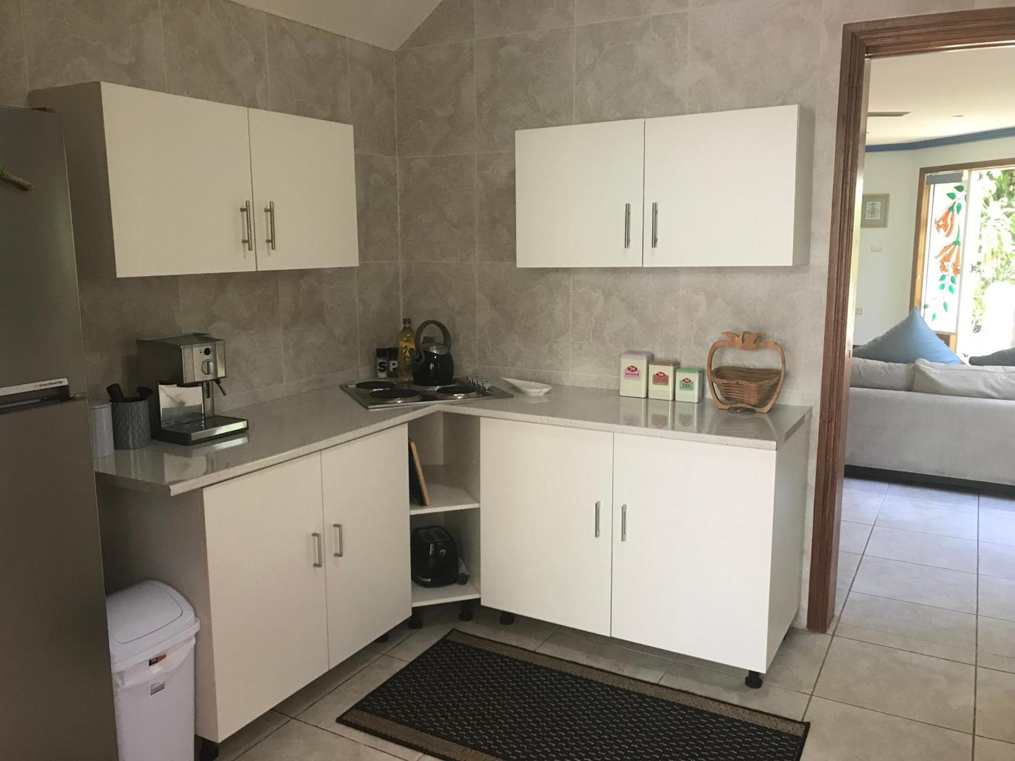 Taj On Byrnes - Private Luxury Apartment Mareeba Extérieur photo